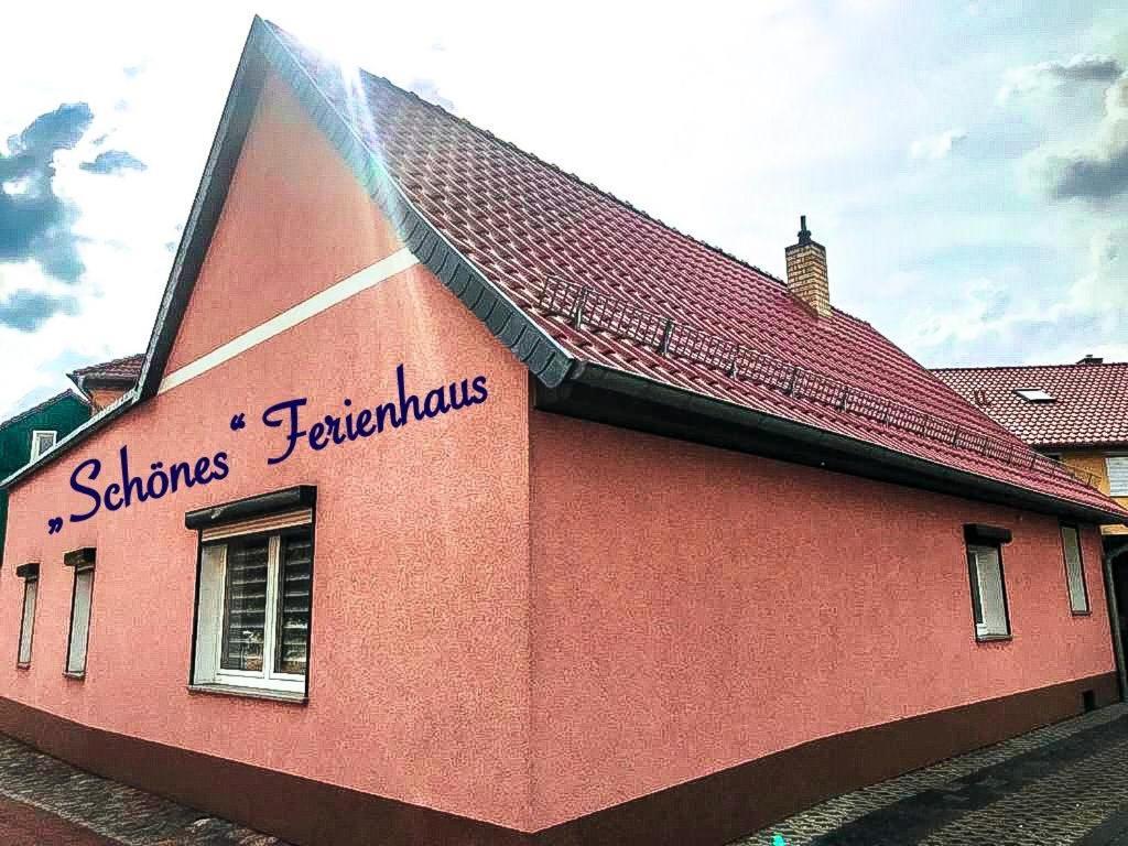 „Schoenes“ Ferienhaus 塔勒 外观 照片